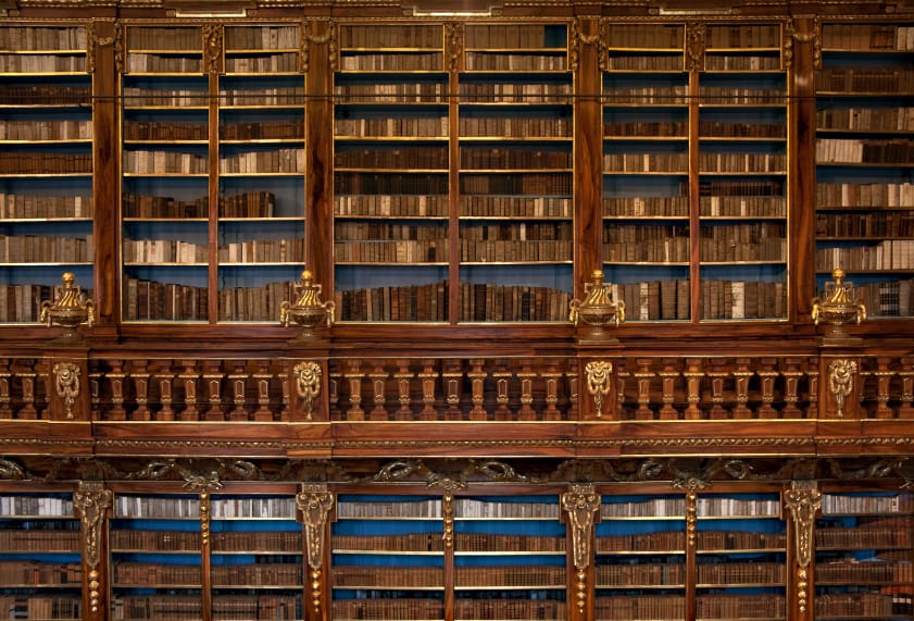 Must-See Libraries Around the World | The Early Air Way's Blog