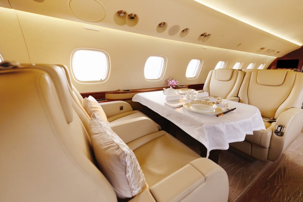 Luxurious Private Plane | The Early Airway