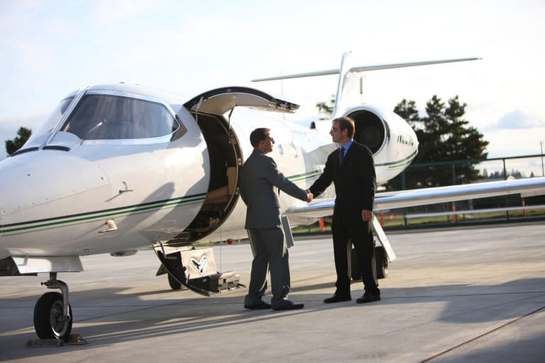 11 Business Travel Tips For Easy Transportation - The Early Air Way
