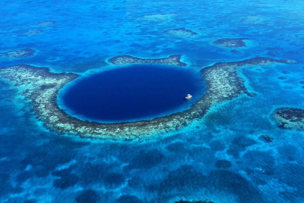 Blue Hole, Belize, Central America | The Early Airway
