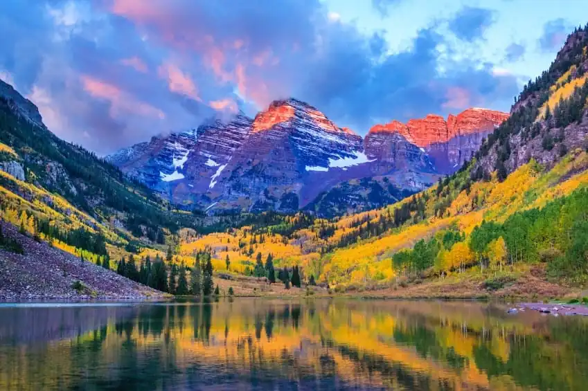 Maroon Bells in Aspen, Colorado, Winter Destination | The Early Airway