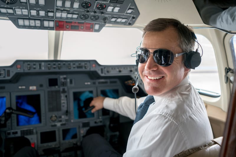 Why Becoming a Corporate Pilot is Invaluable - The Early Air Way