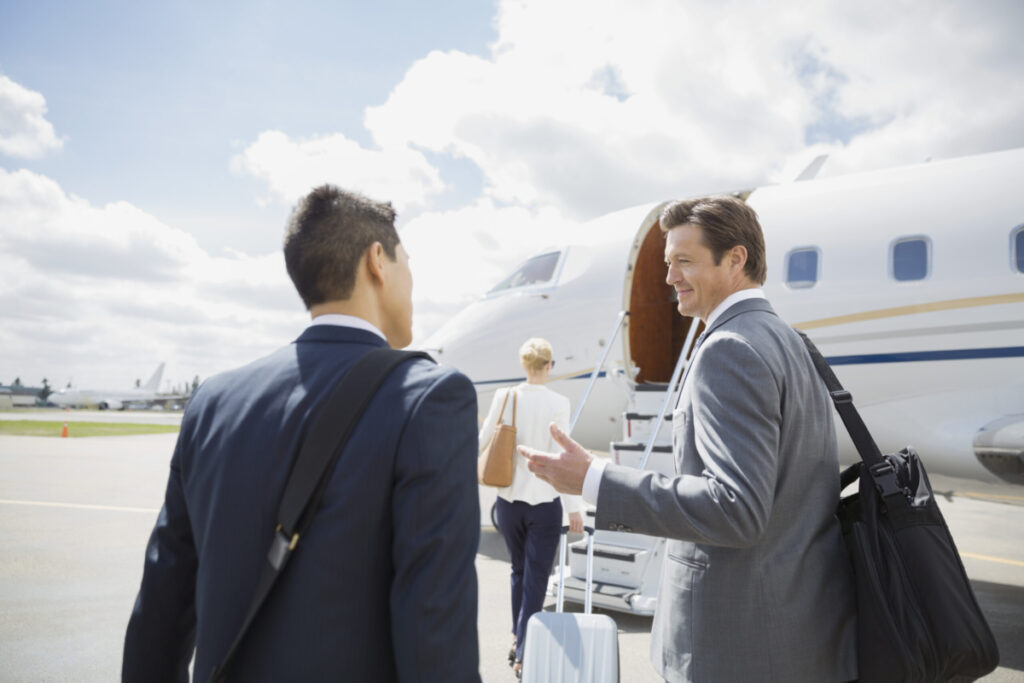 The 7 Best Business Travel Hacks - The Early Air Way