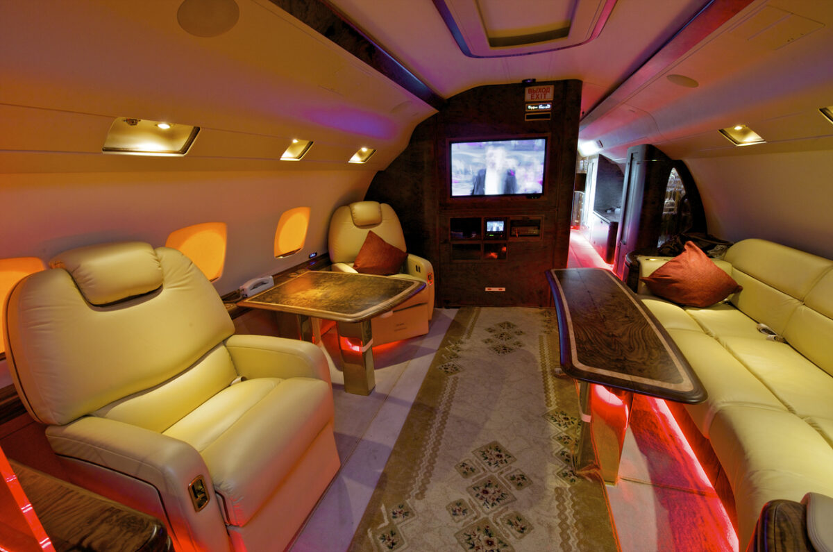 Private Aircraft Interiors: What Makes it Stand Out From Commercial? - EA