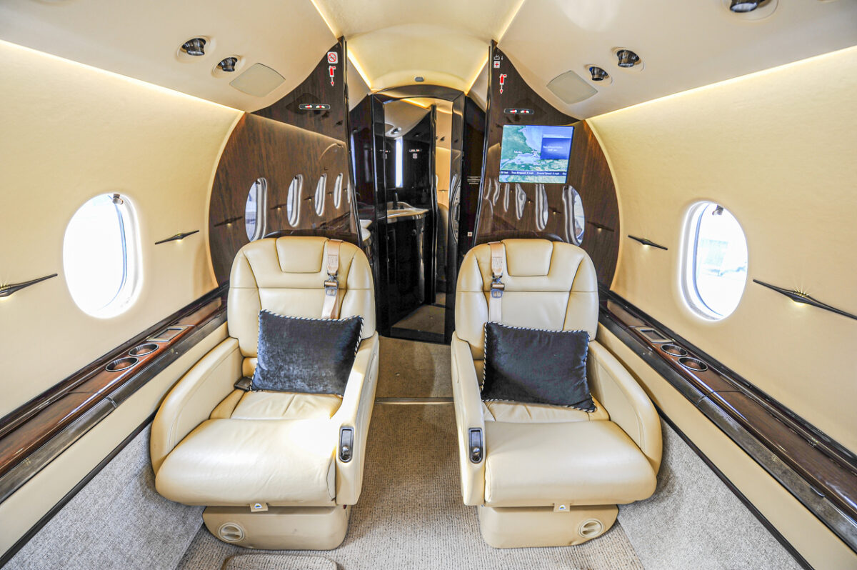 How to Find Empty Seats on Private Jets - Early Air Way
