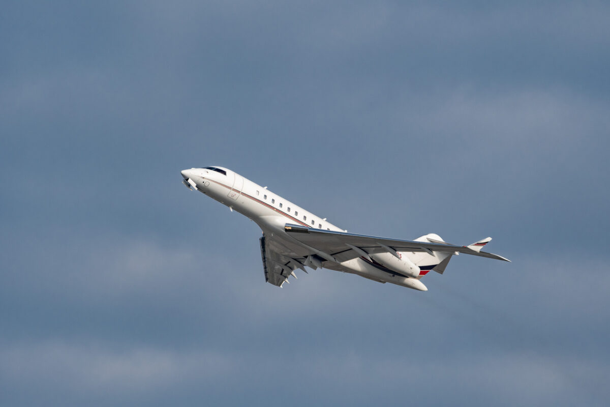 Is a Global Express Aircraft Right For Your Business Travel Needs? - Early Air Way