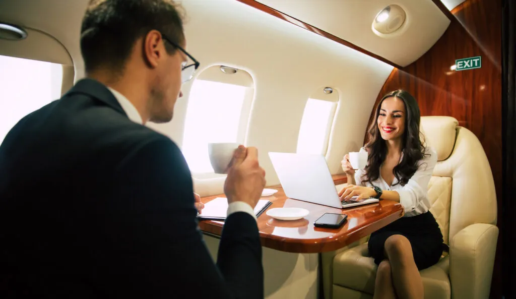 private jet etiquette - Early Air Way