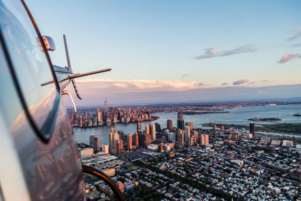 How to Book a Private Jet for Your Trip to New York - The Early Air Way