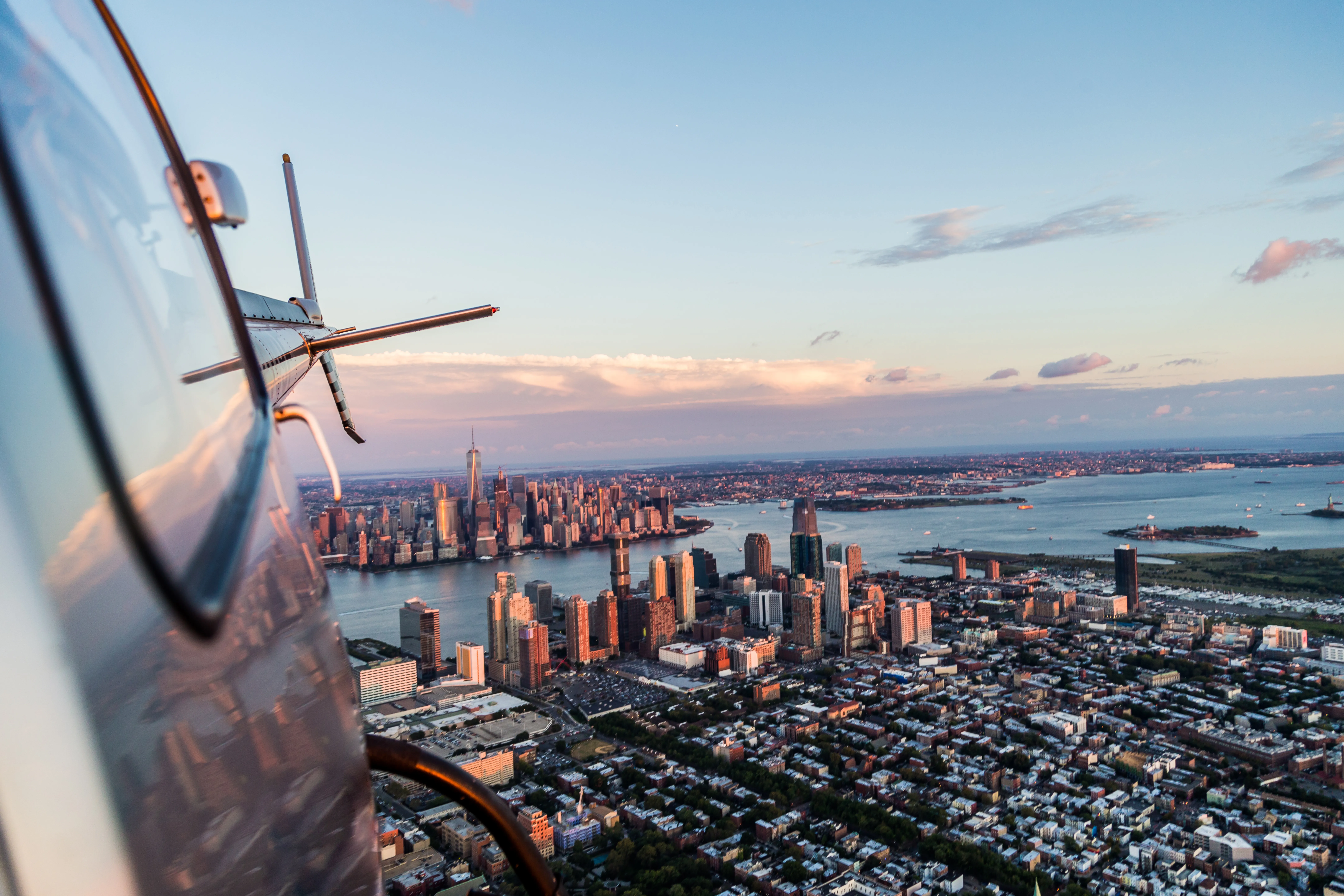 How to Book a Private Jet for Your Trip to New York - The Early Air Way