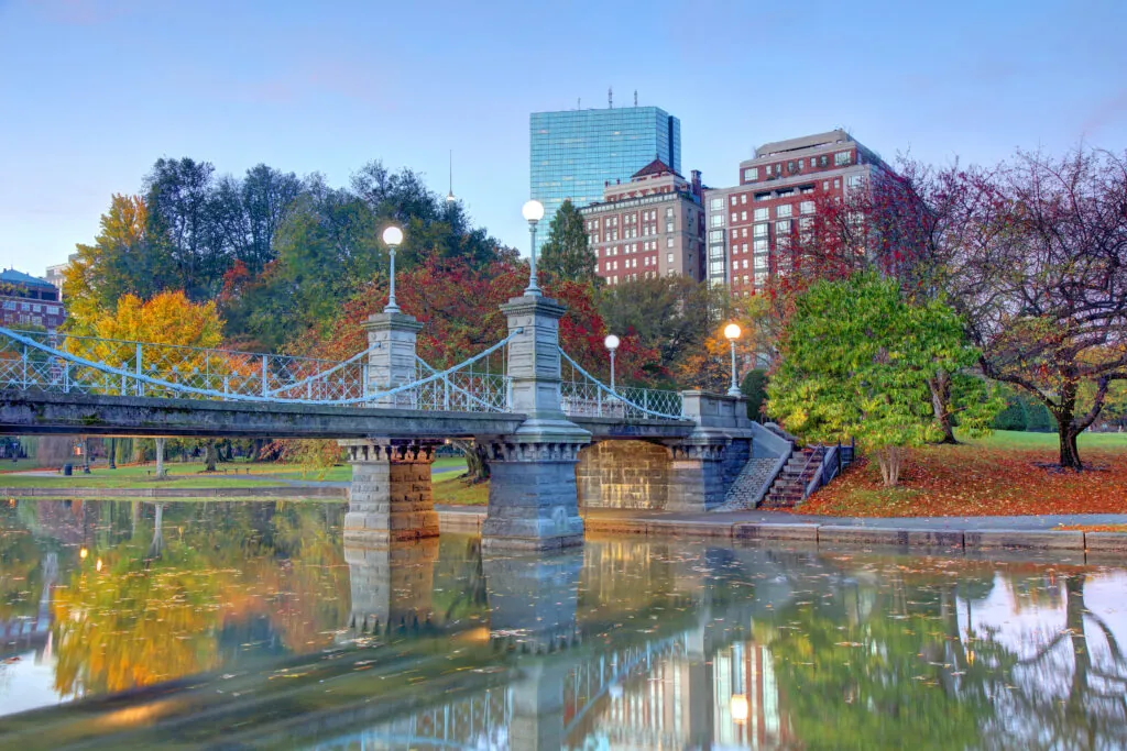 Luxury Travel in Boston: Destinations & Private Jet Access | The Early Air Way
